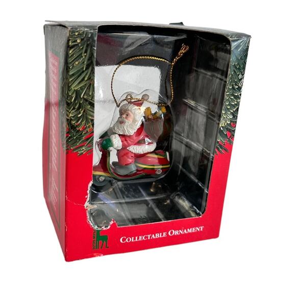 Vintage Christmas Ornament Santa on a Motor Scooter Santas Best Collectible 1991 - Picture 3 of 13